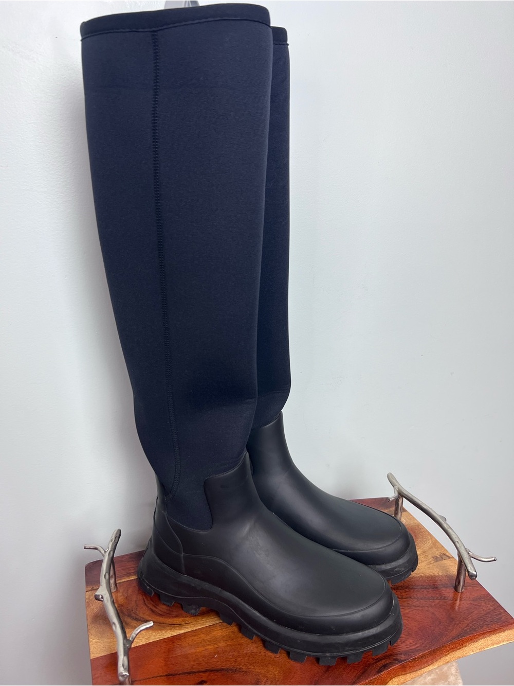 Hunter City Explorer Tall Black Neoprene Lug Sole Rain Boots Women’s Size 8 EU39